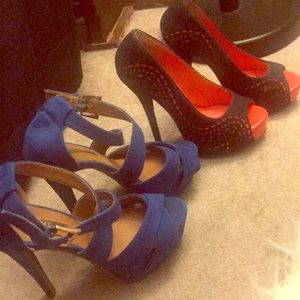 2 pairs of heels 👠